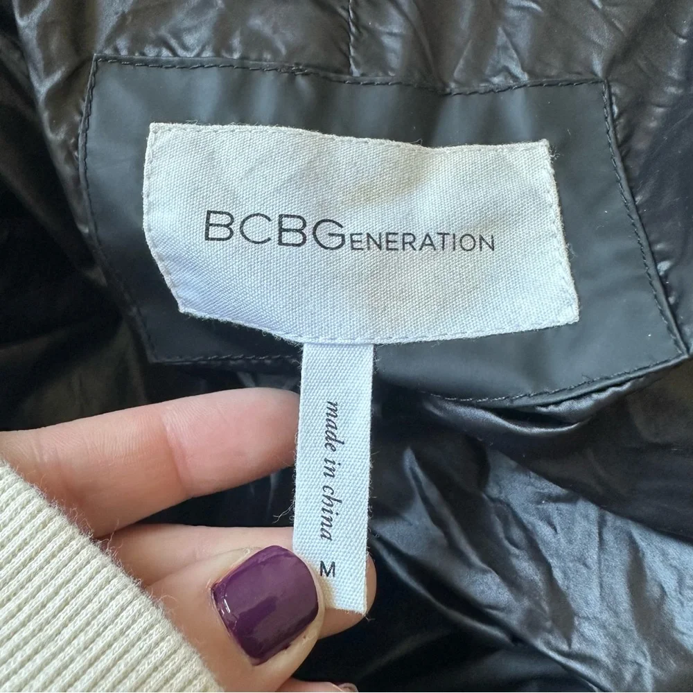 BCBGeneration (M) BCBG Black Matte Classic Quilted Puffer Winter Coat with Hood - Picture 9 of 13
